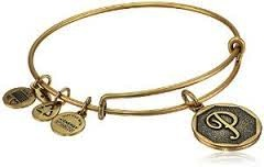 Letter P Charm Bangle Bracelet (Gold)