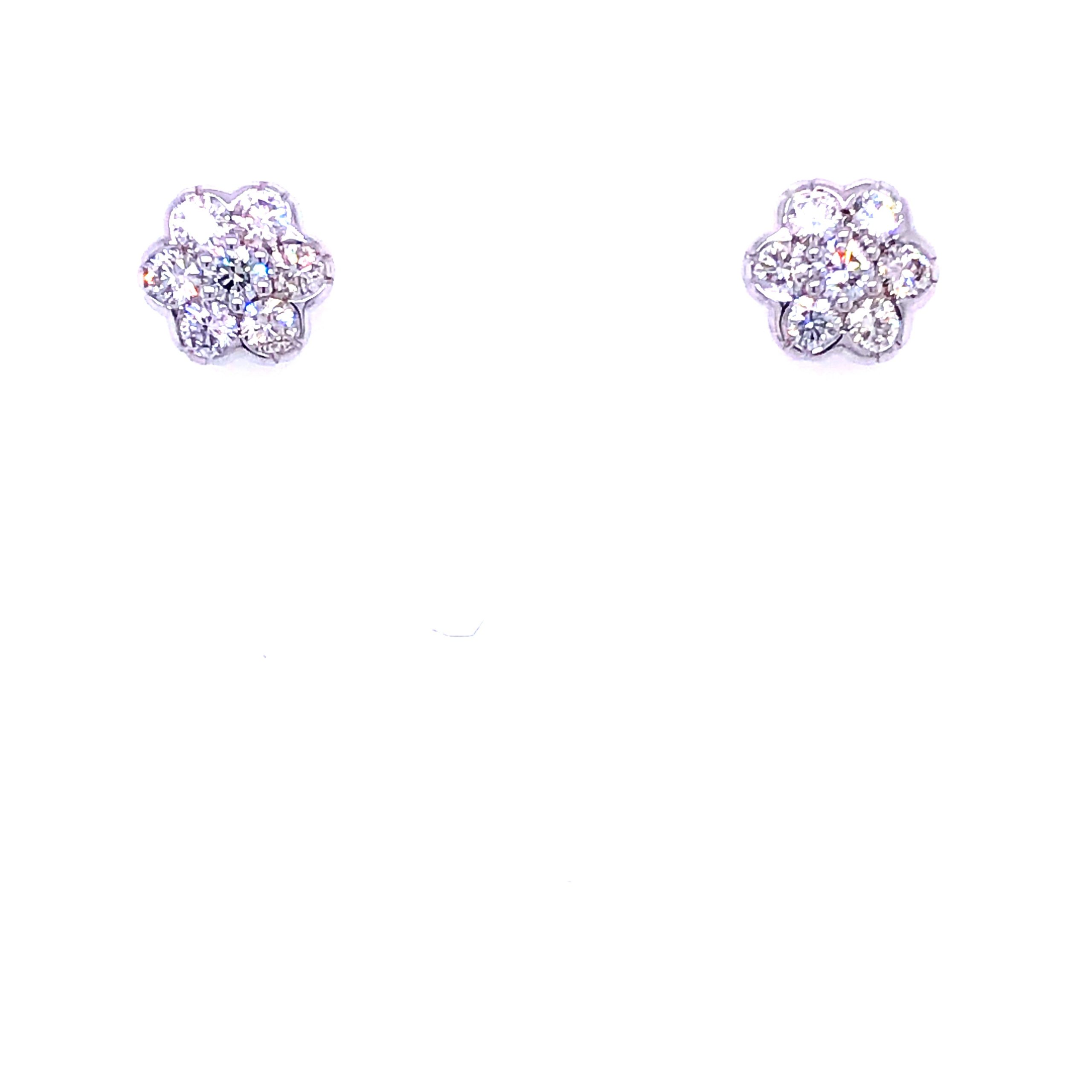 18k Flower-Shaped 0.50cts Cupid Cut Diamonds White Gold Stud Earrings