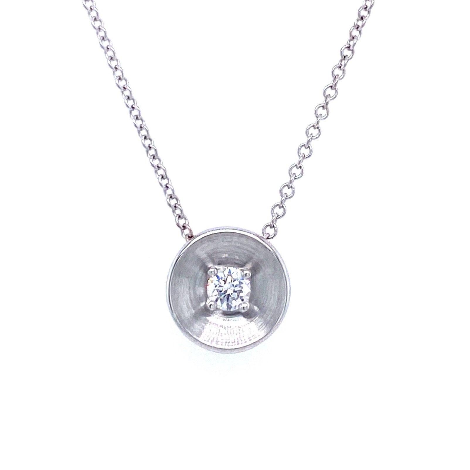 WHITE GOLD ROUND NECKLACE