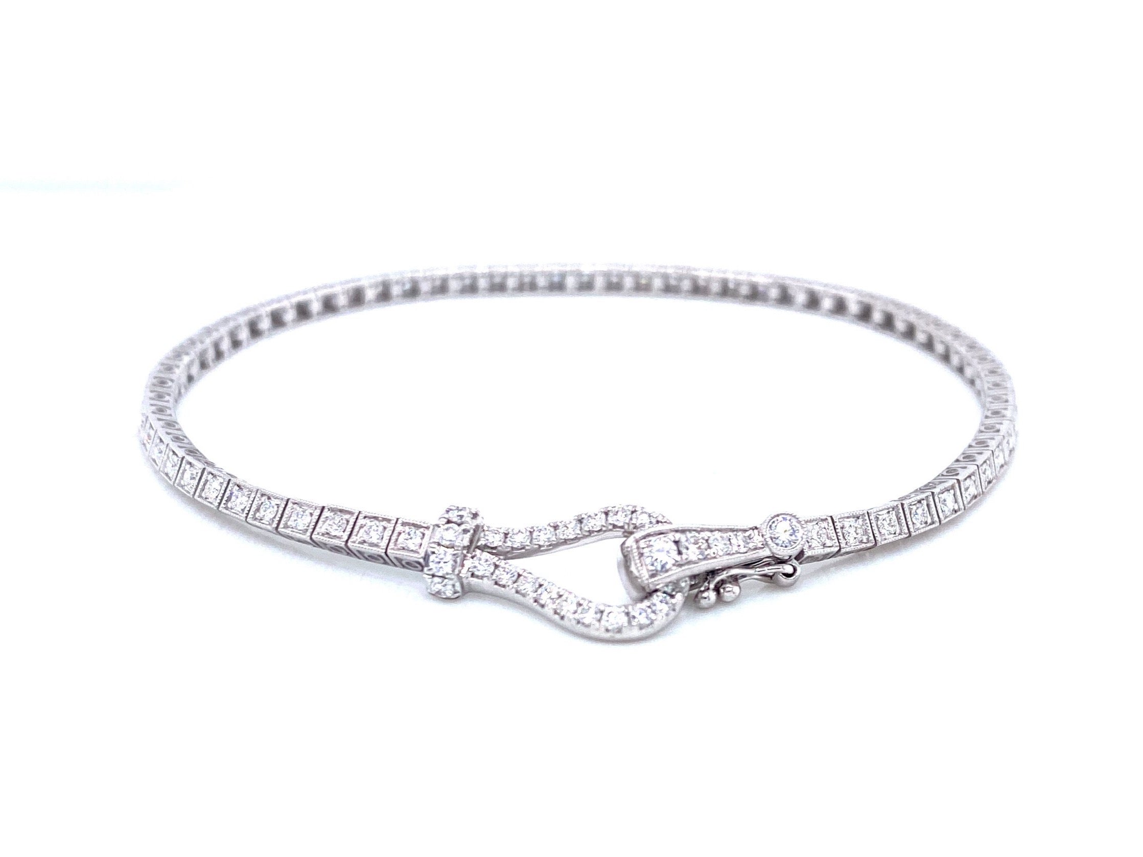 WHITE GOLD BUCKLE BRACELET