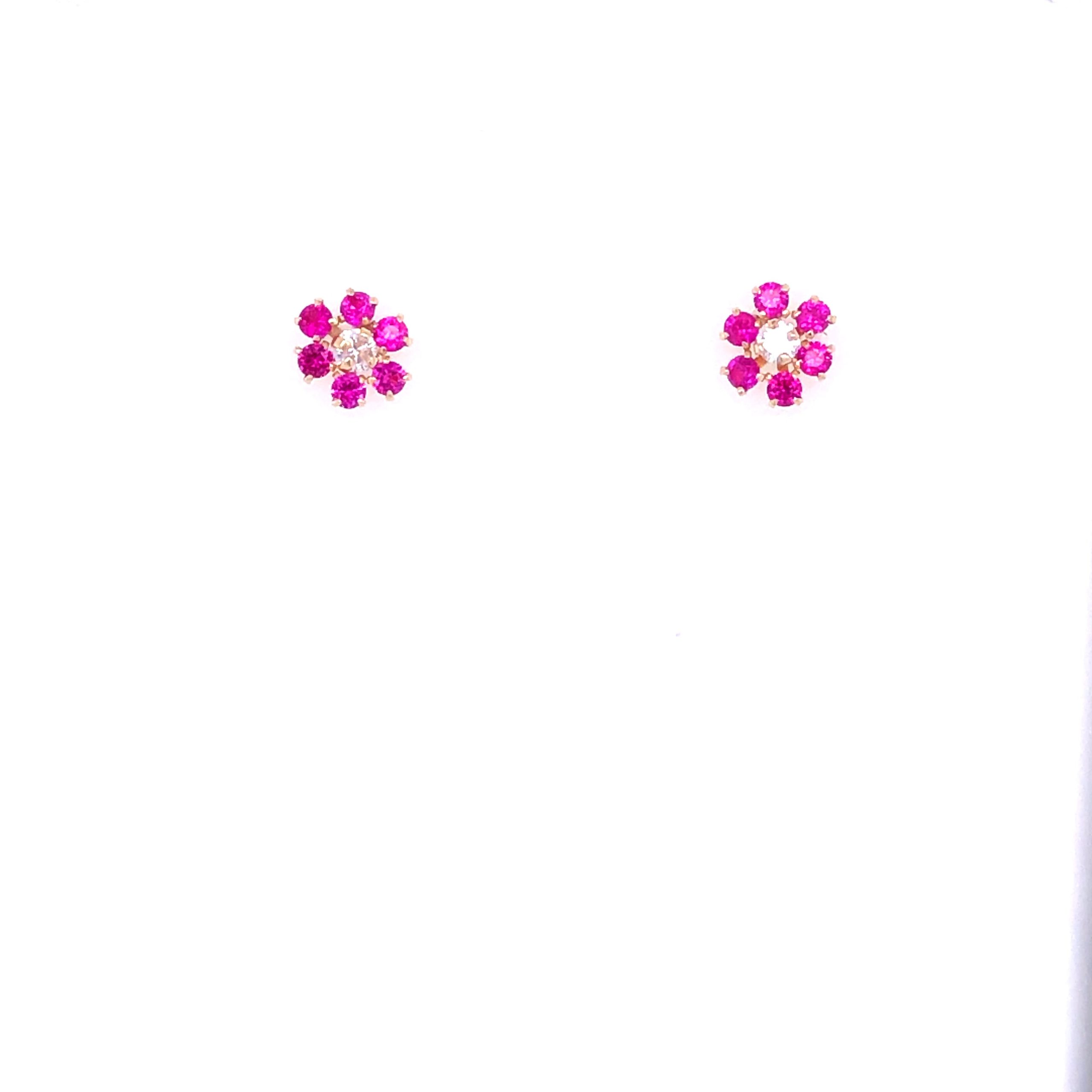 14K Tiny Flower Design Stud Earrings