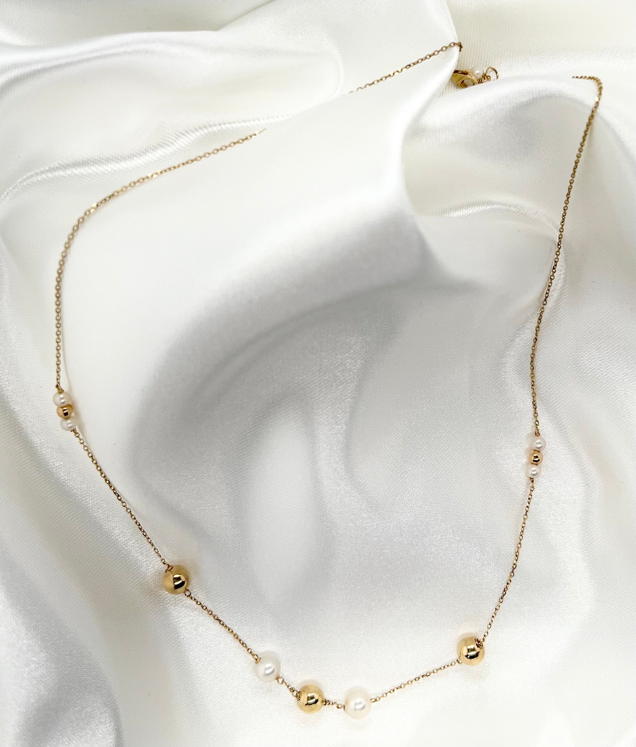 14K Gold Necklace with Pearl