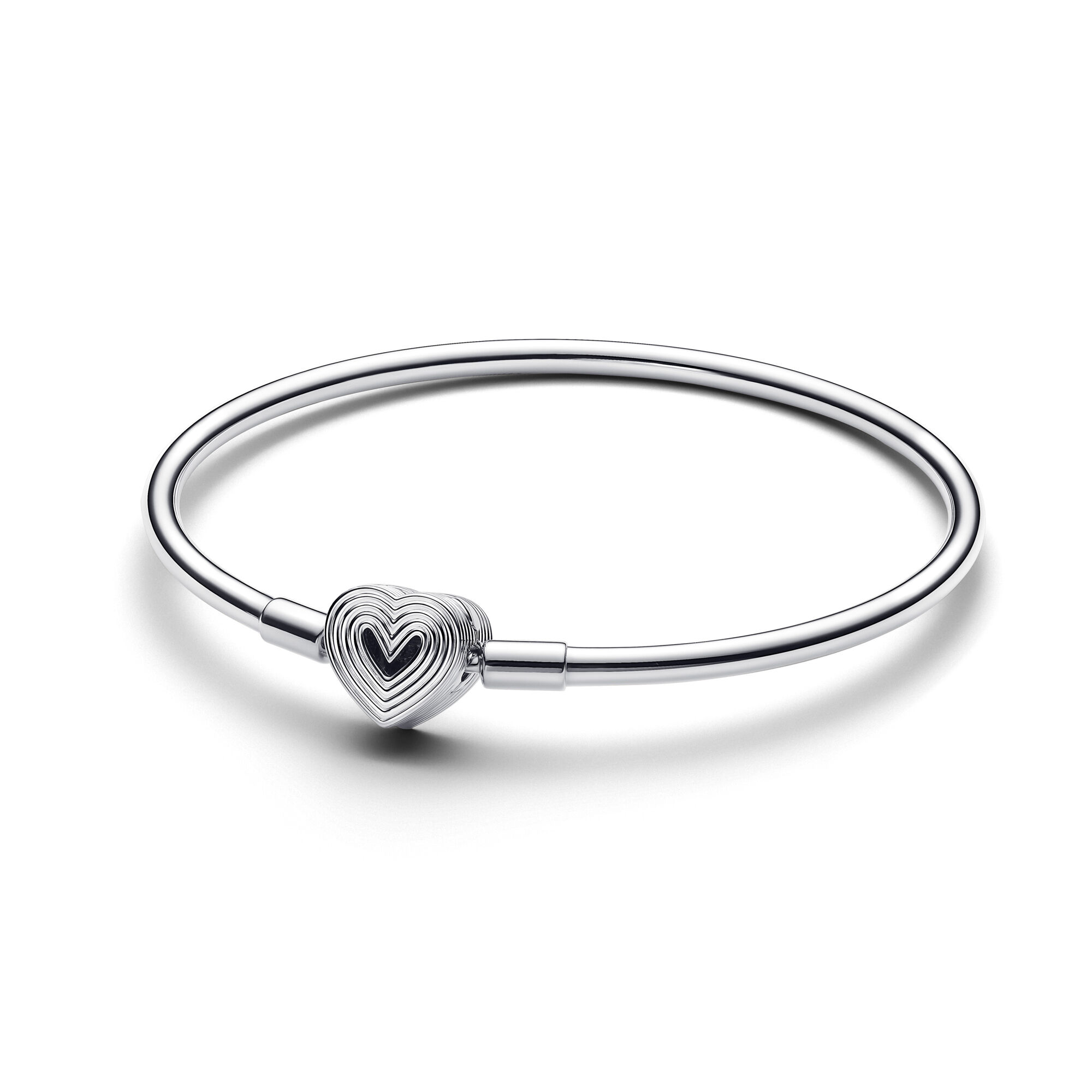 Pandora Radiating Heart Clasp Bangle