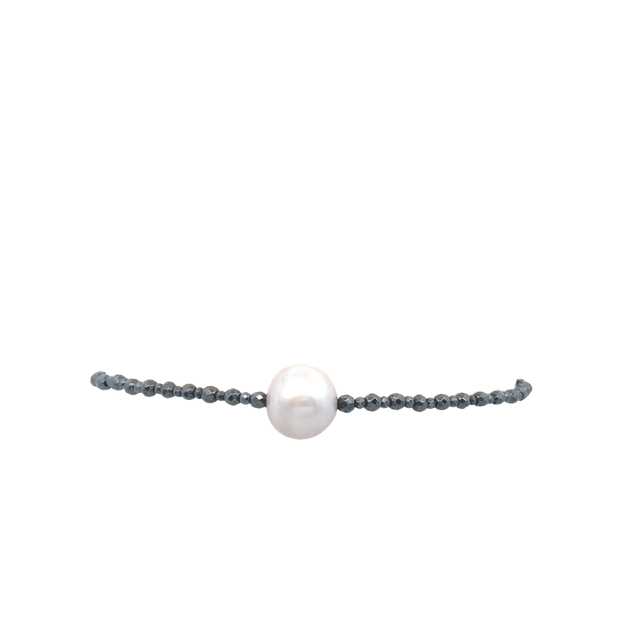 Macrame Bracelet With Grey Pearl