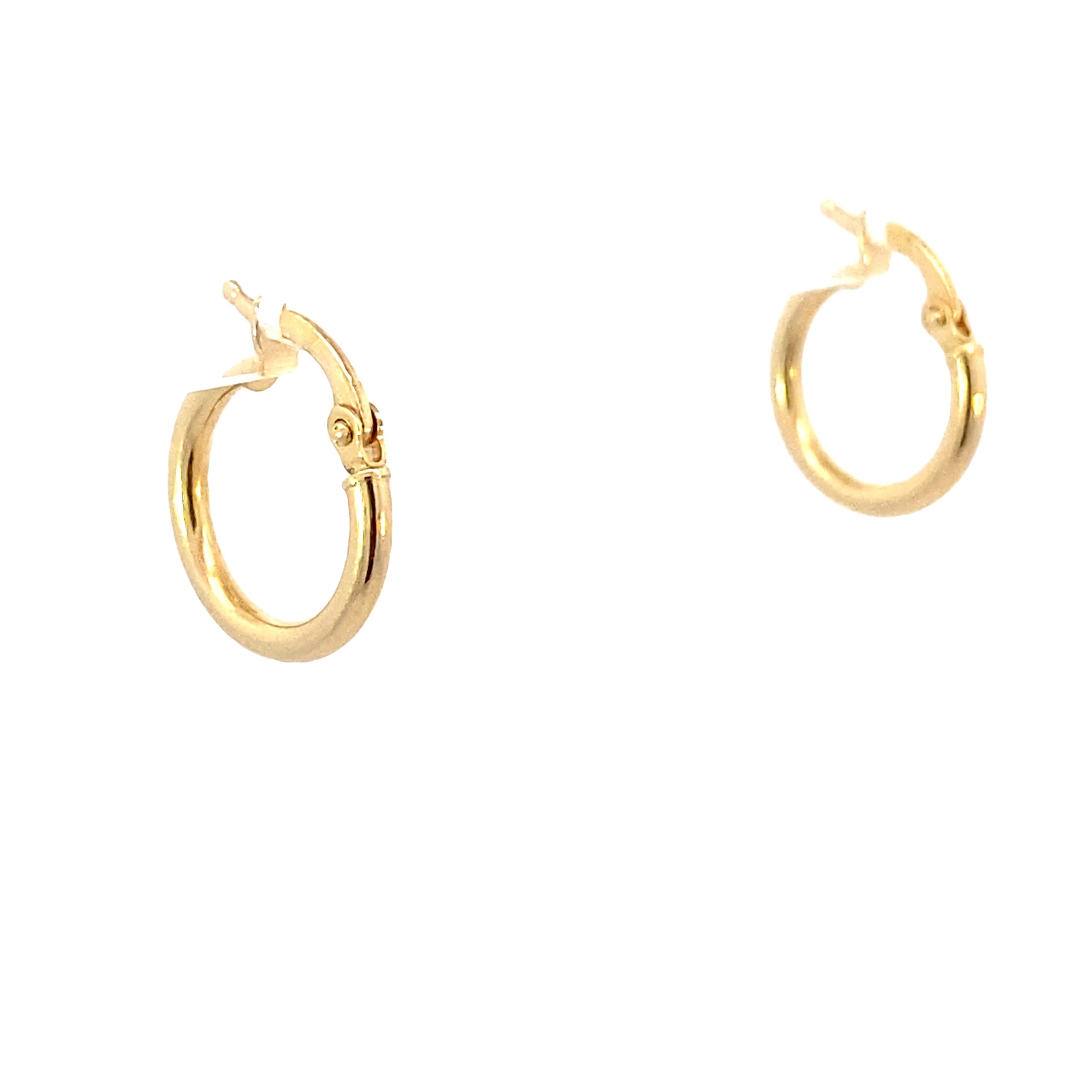14K Classic Medium Hoops