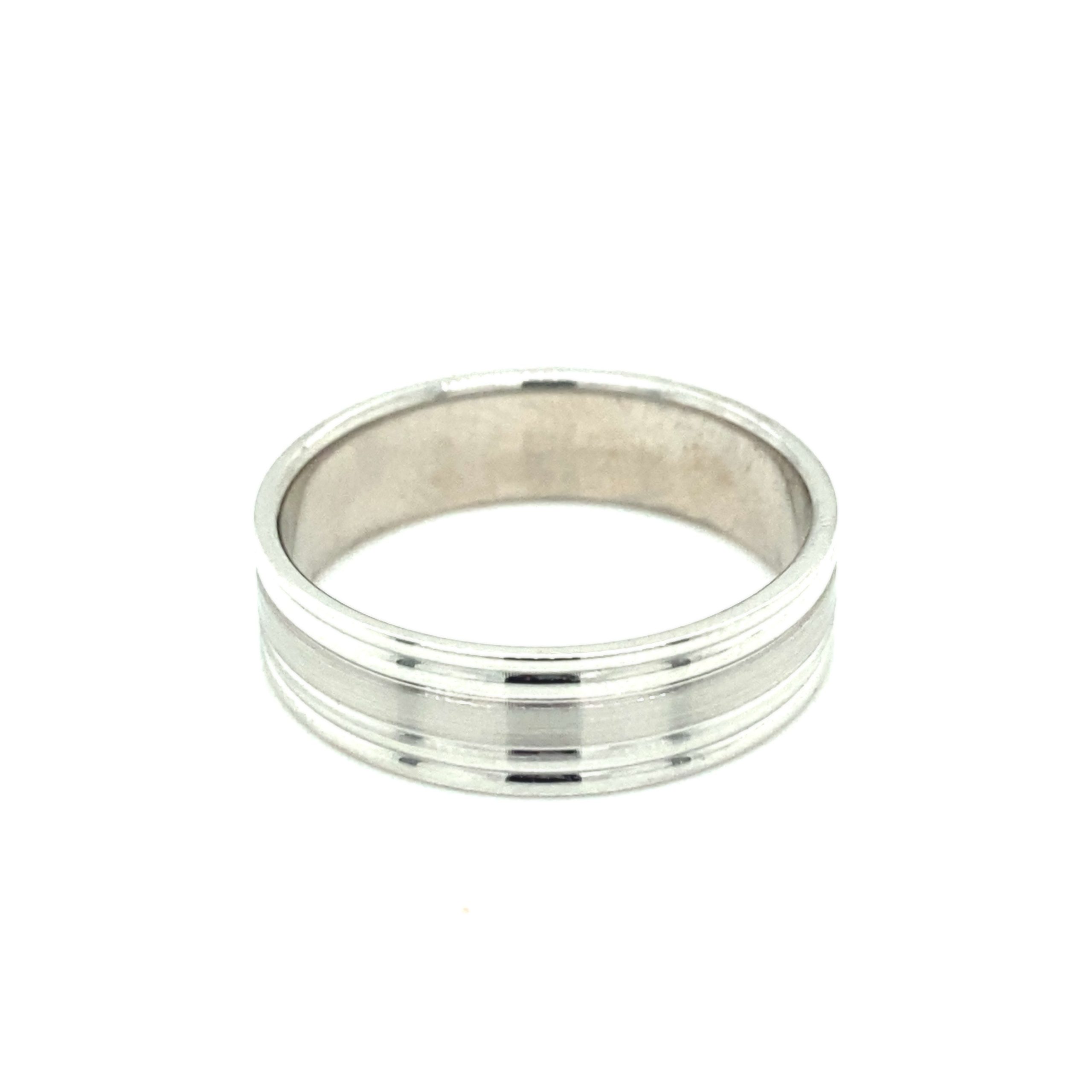 14K White Gold Wedding Band
