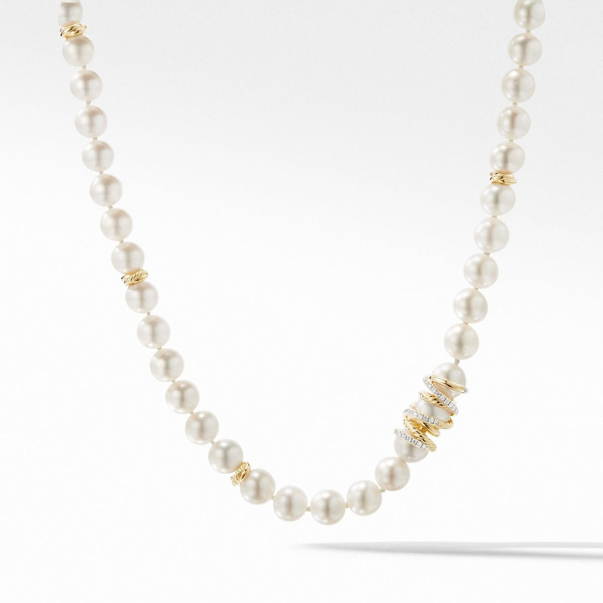 DAVID YURMAN Helena Pearl Strand Necklace in 18K Yellow Gold with Pearls and Diamonds, 9mm