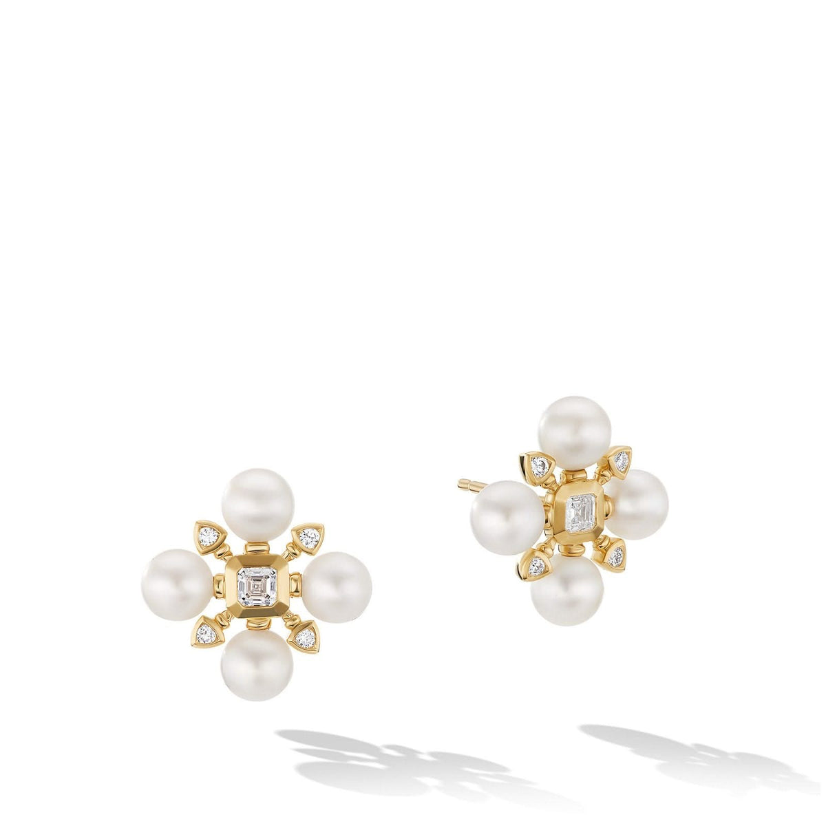 DAVID YURMAN Renaissance Pearl Stud Earrings in 18K Yellow Gold with Pearls and Diamonds, 16.5mm