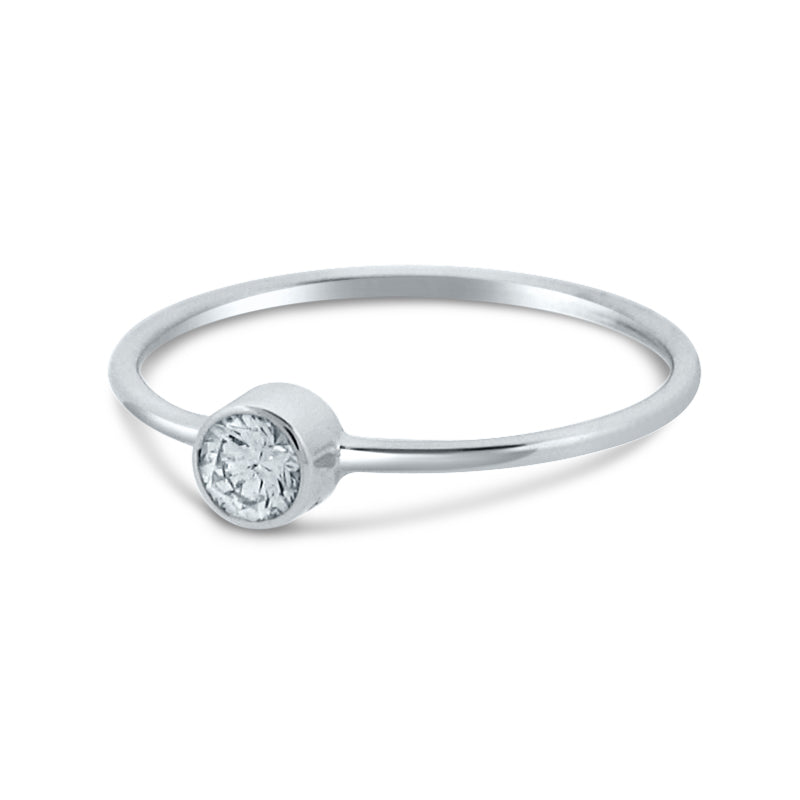 PRIVE'14K WHITE GOLD & 0.16CT ROUND DIAMOND BEZEL SET STACKING RING