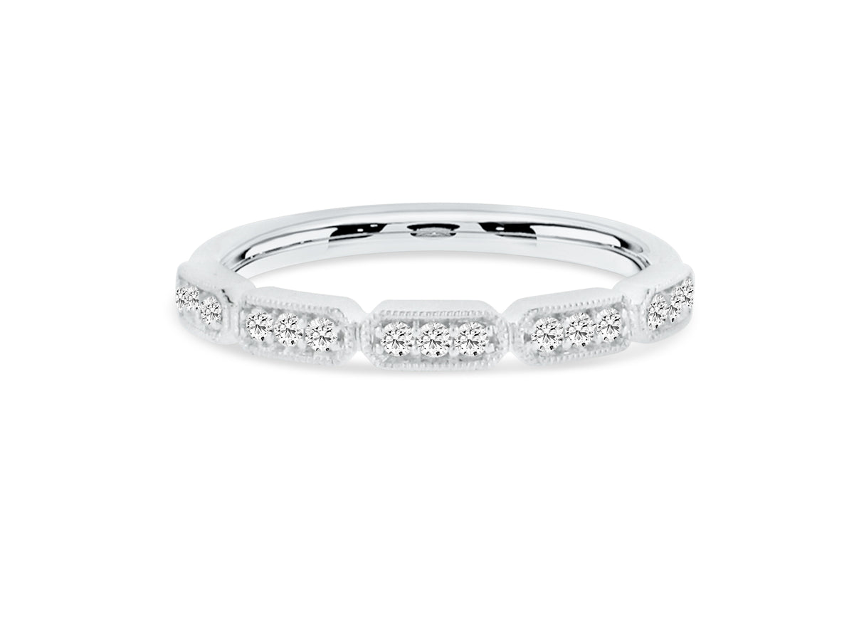 MULLOYS PRIVE18K WHITE GOLD .16CT VS CLARITY G COLOR DIAMOND BAND
