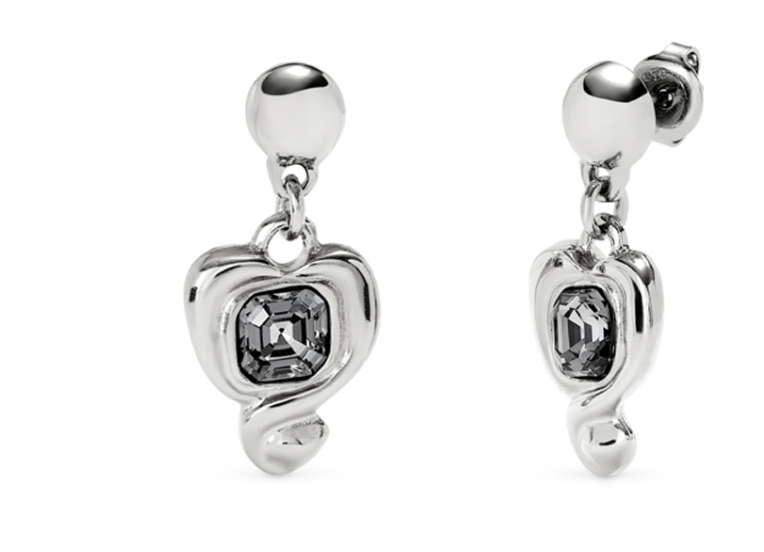 Ser Expresiva- Heart Black Earrings