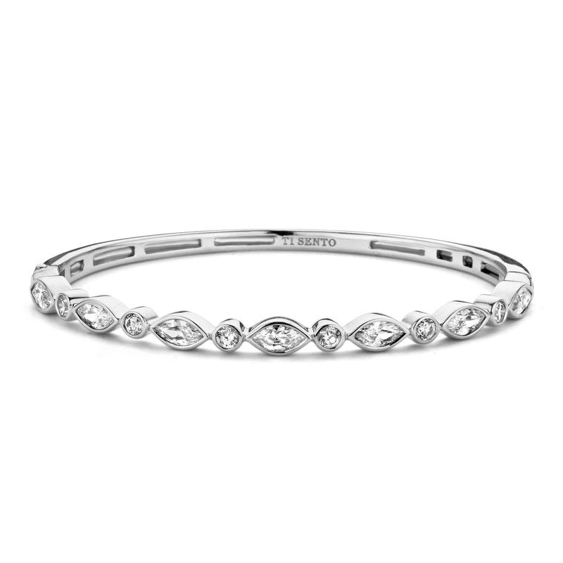 ZIRCONIA BANGLE BRACELET