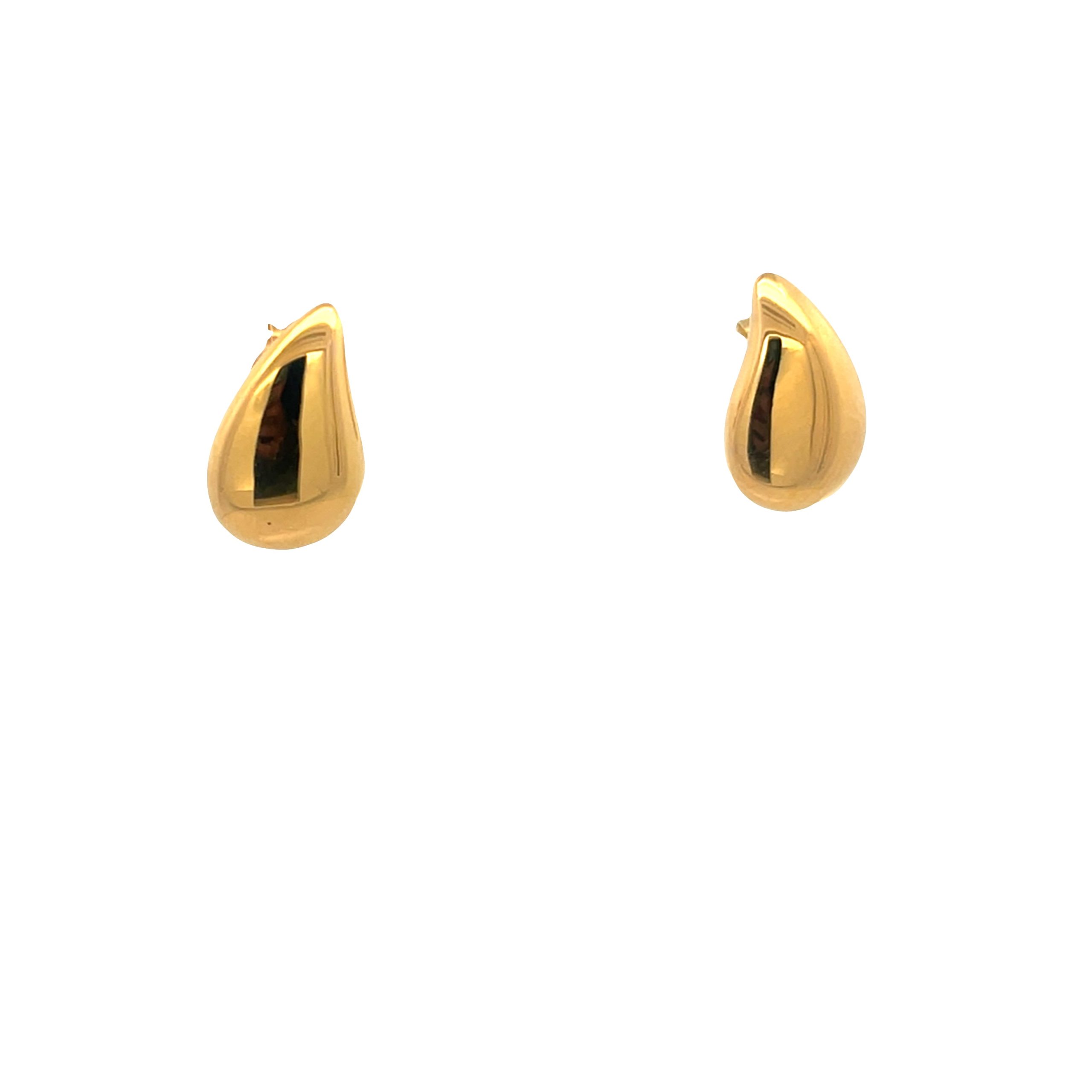14k Gold Flat Teardrop Stud Earring
