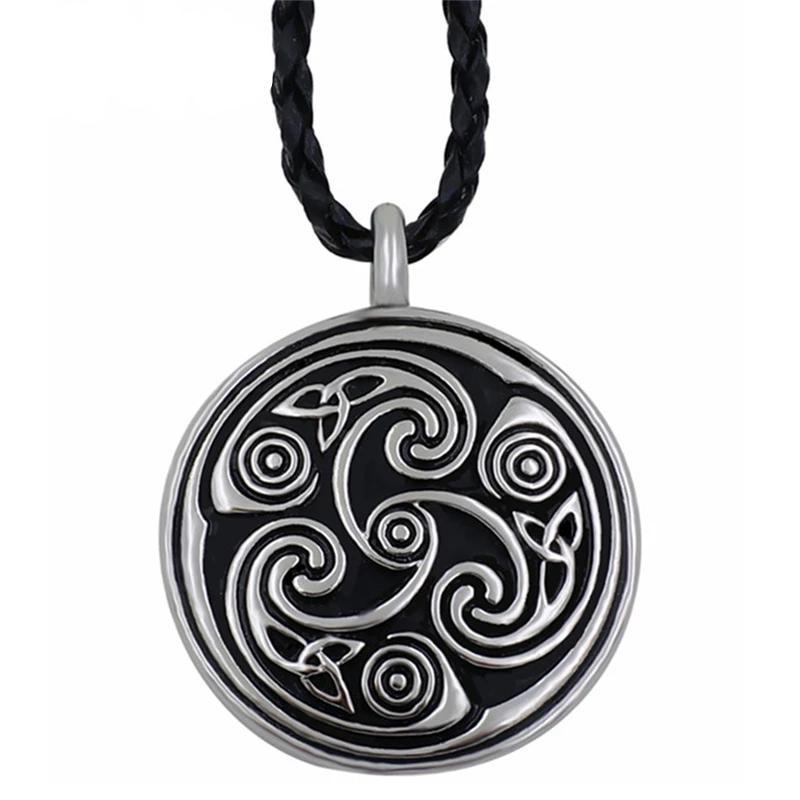 Triquetra Celtic Men's Pendant Necklace with 24" Rope Chain