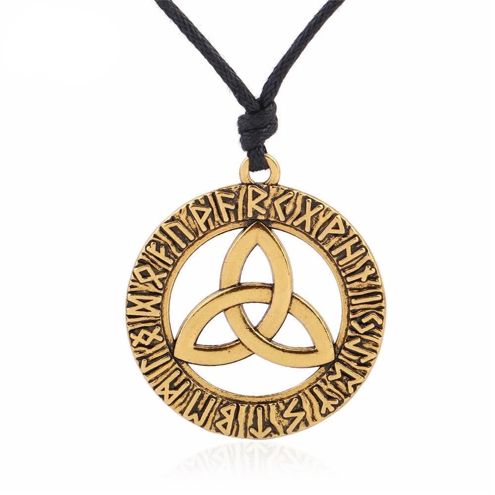 Odin's Horn Triquetra Pendant Choker Necklace