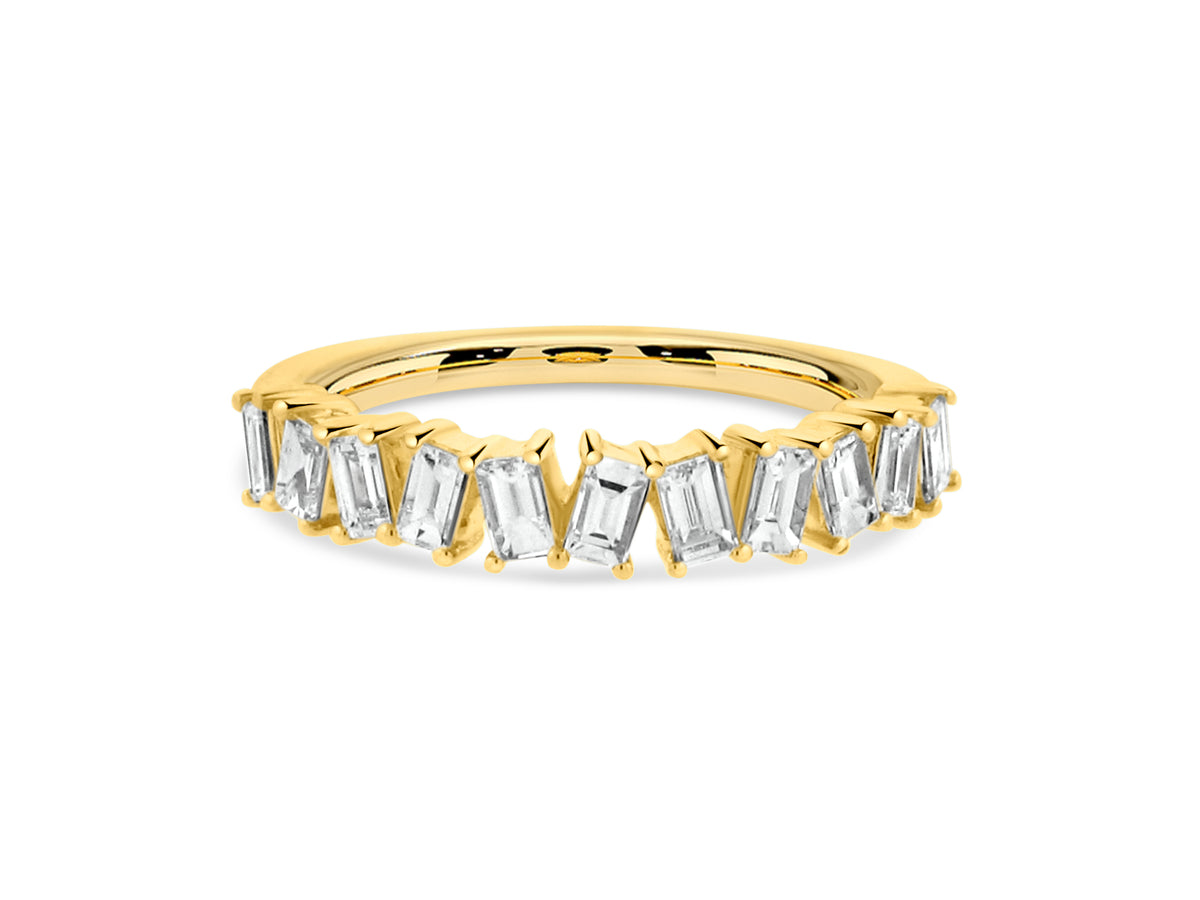 PRIVE' 18K YELLOW GOLD .70CT VS CLARITY AND G COLOR FIRECRACKER BAND